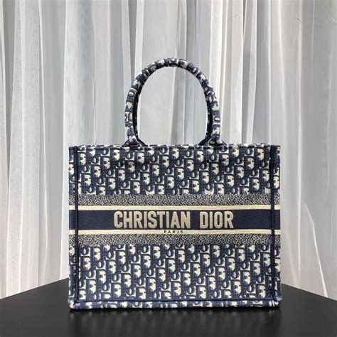 lady dior handbag replica|christian dior handbags knock off.